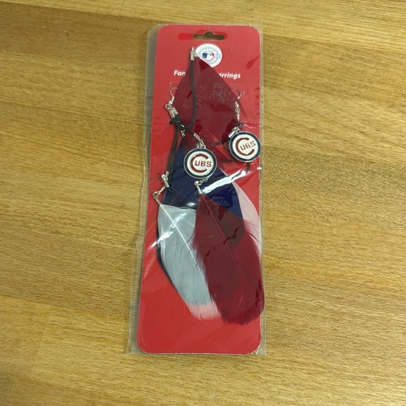 Pro-fan-ity MLB Chicago cubs feather earrings new in package - Picture 1 of 5